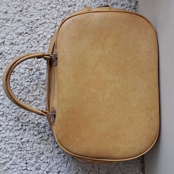 Vintage Yellow Suitcase Canadian Made - Picture 1 of 10